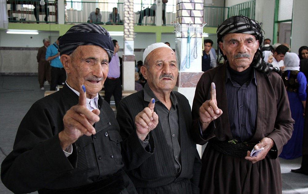 علمای اهل سنت کردستان شرکت در انتخابات را یک وظیفه شرعی دانستند علمای اهل سنت کردستان شرکت در انتخابات را یک وظیفه شرعی دانستند